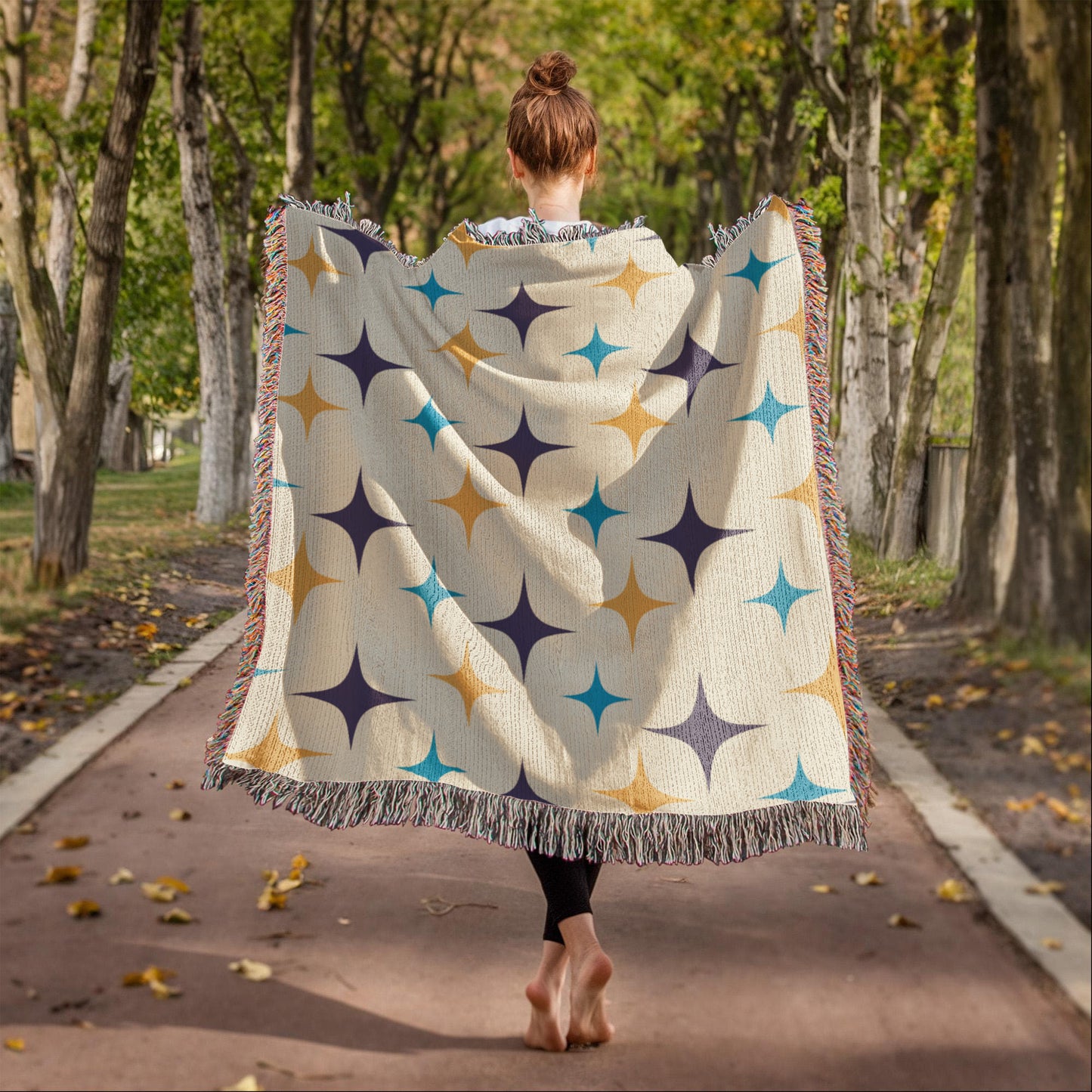 Mid-Century Starburst Woven Blanket | Vintage cozy throw for cool nights