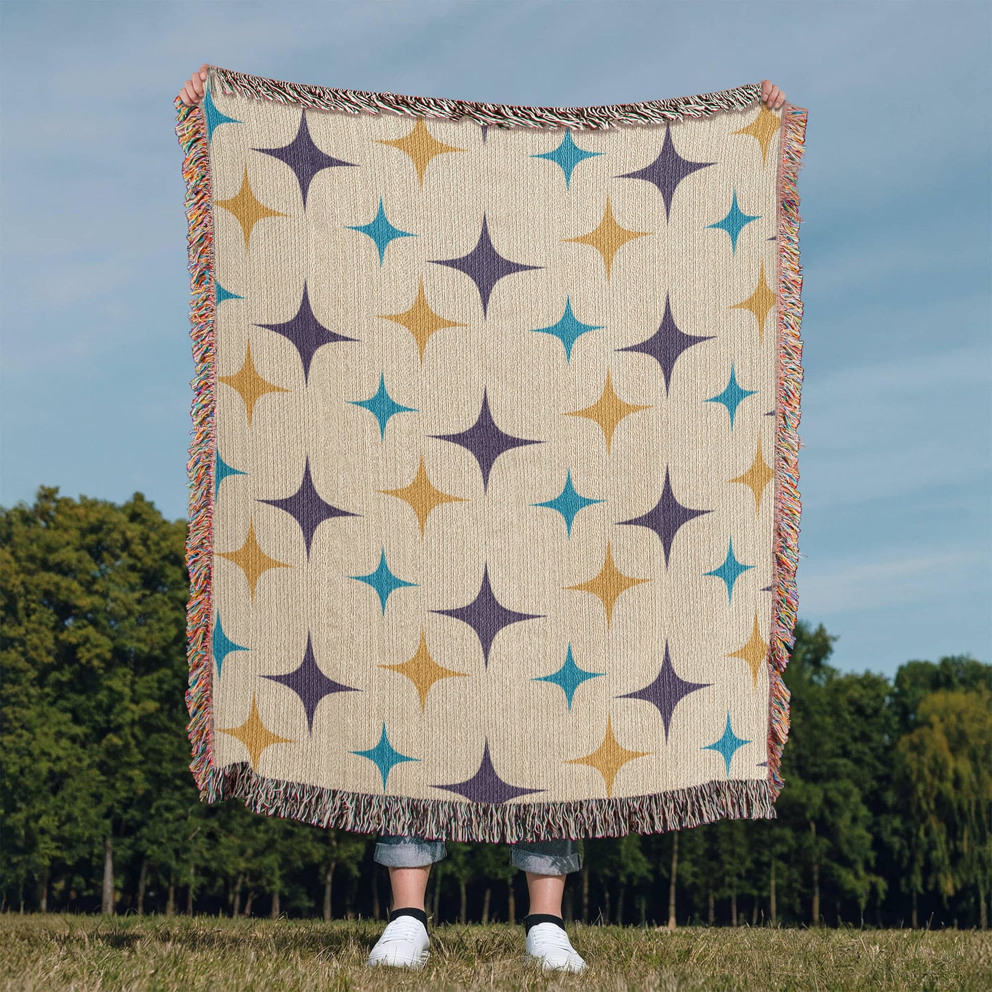 Mid-Century Starburst Woven Blanket | Vintage cozy throw for cool nights